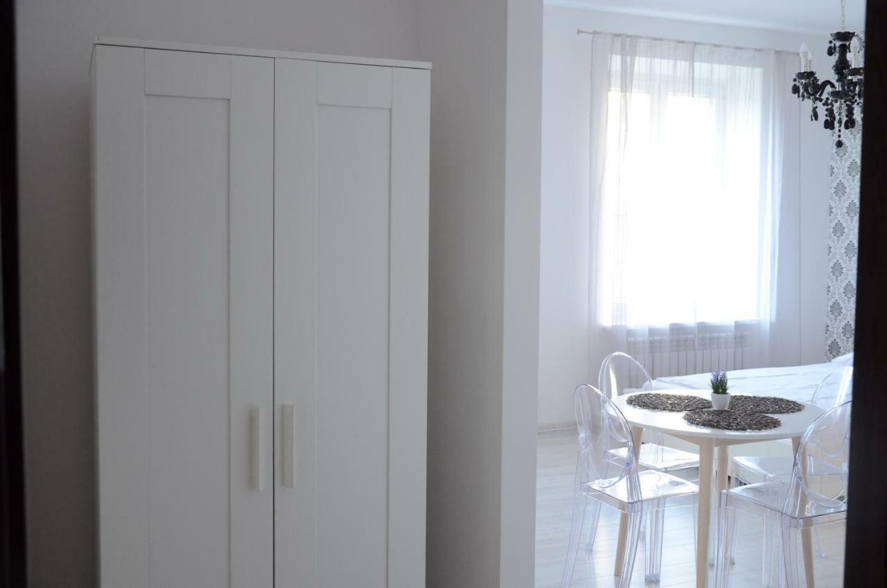Multi Apartment Lakowa 18 Białystok Buitenkant foto