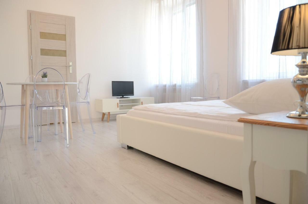 Multi Apartment Lakowa 18 Białystok Buitenkant foto